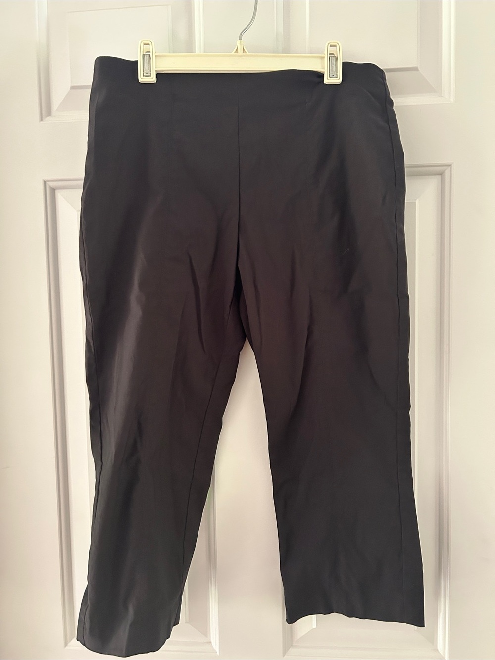 Simply Vera Vera Wang Black Cropped Capris
